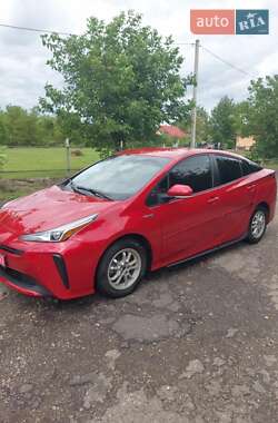 Хэтчбек Toyota Prius 2022 в Болехове