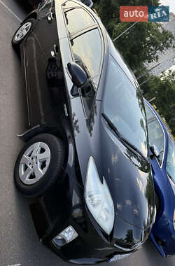 Хэтчбек Toyota Prius 2010 в Киеве