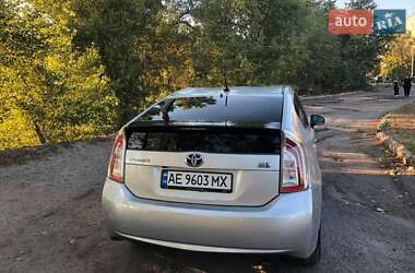 Хэтчбек Toyota Prius 2013 в 