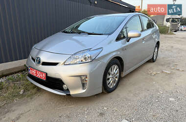 Хетчбек Toyota Prius 2014 в Львові
