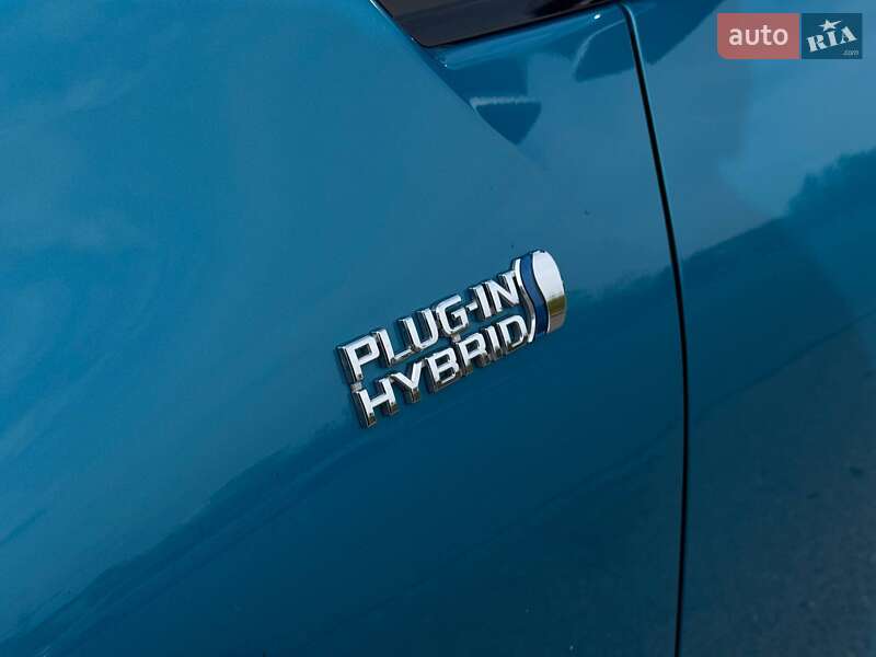 Хетчбек Toyota Prius 2019 в Кривому Розі