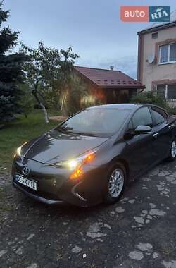Хетчбек Toyota Prius 2017 в Львові