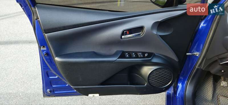 Хетчбек Toyota Prius 2018 в Києві