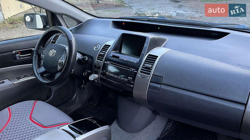 Хэтчбек Toyota Prius 2007 в Одессе
