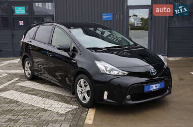 Хэтчбек Toyota Prius 2016 в Луцке