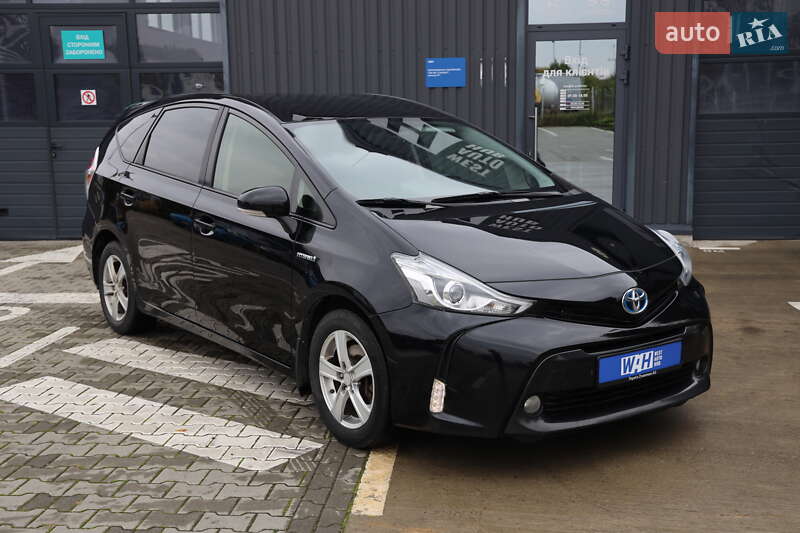 Хетчбек Toyota Prius 2016 в Луцьку