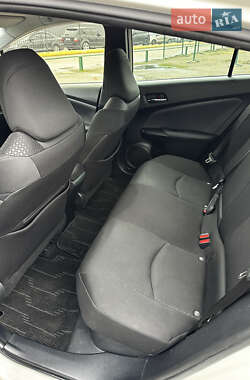 Хэтчбек Toyota Prius 2021 в Киеве