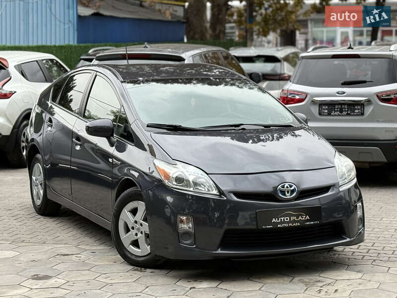 Хэтчбек Toyota Prius 2010 в Одессе