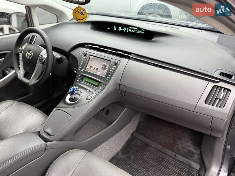 Хэтчбек Toyota Prius 2010 в Одессе