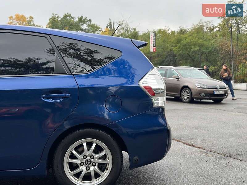 Хетчбек Toyota Prius 2012 в Києві фото 7 Хетчбек Toyota Prius 2012 в Києві