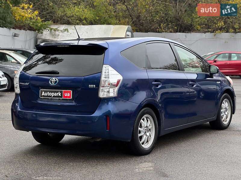 Хетчбек Toyota Prius 2012 в Києві фото 11 Хетчбек Toyota Prius 2012 в Києві