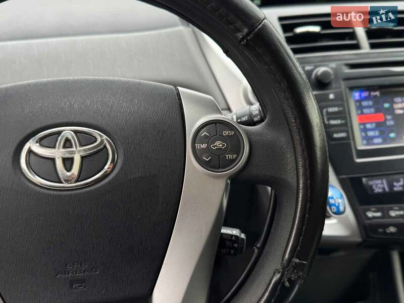 Хетчбек Toyota Prius 2012 в Києві фото 29 Хетчбек Toyota Prius 2012 в Києві