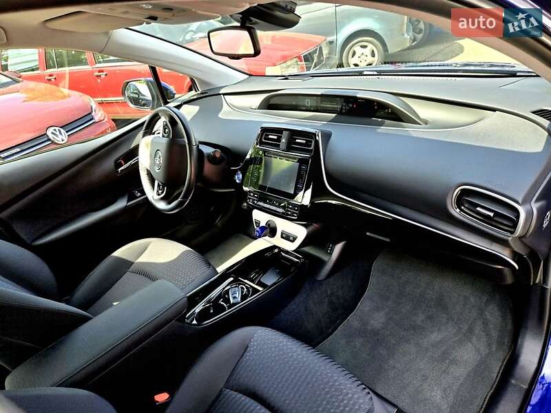 Хэтчбек Toyota Prius 2018 в Одессе