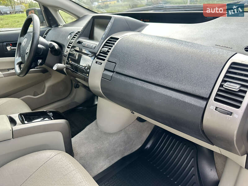 Хэтчбек Toyota Prius 2008 в Кропивницком фото 13 Хэтчбек Toyota Prius 2008 в Кропивницком