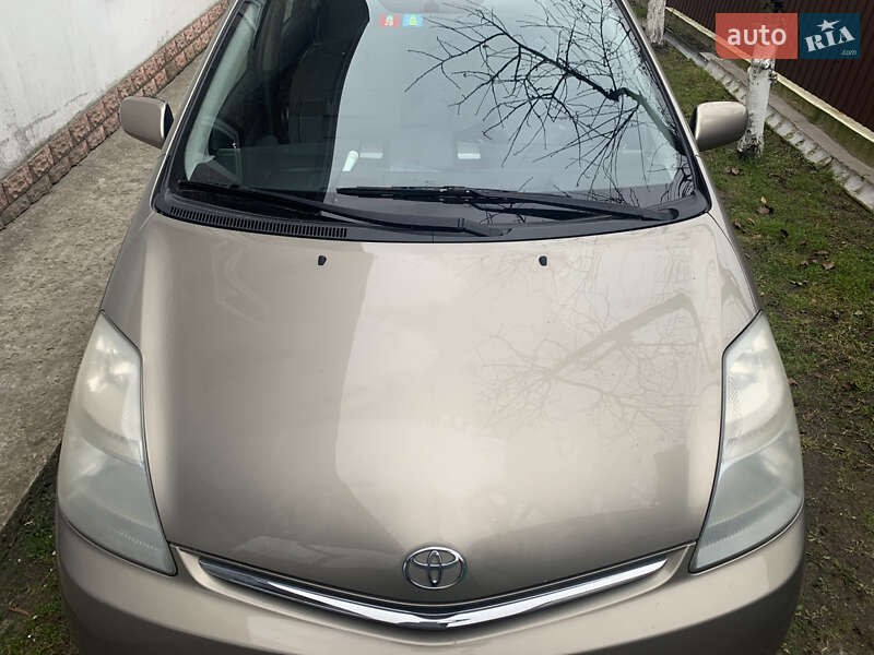 Хетчбек Toyota Prius 2006 в Новояворівську