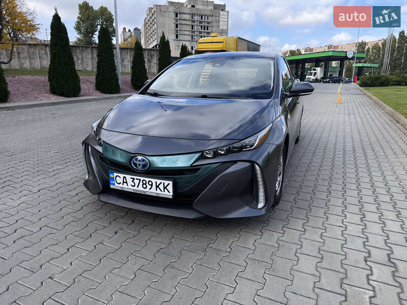 Toyota Prius 2016 Toyota Prius 2016