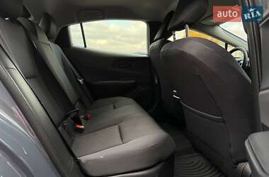 Хэтчбек Toyota Prius 2024 в 