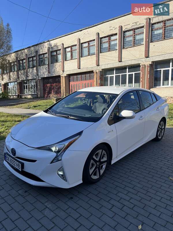 Хэтчбек Toyota Prius 2016 в Хмельницком фото 24 Хэтчбек Toyota Prius 2016 в Хмельницком