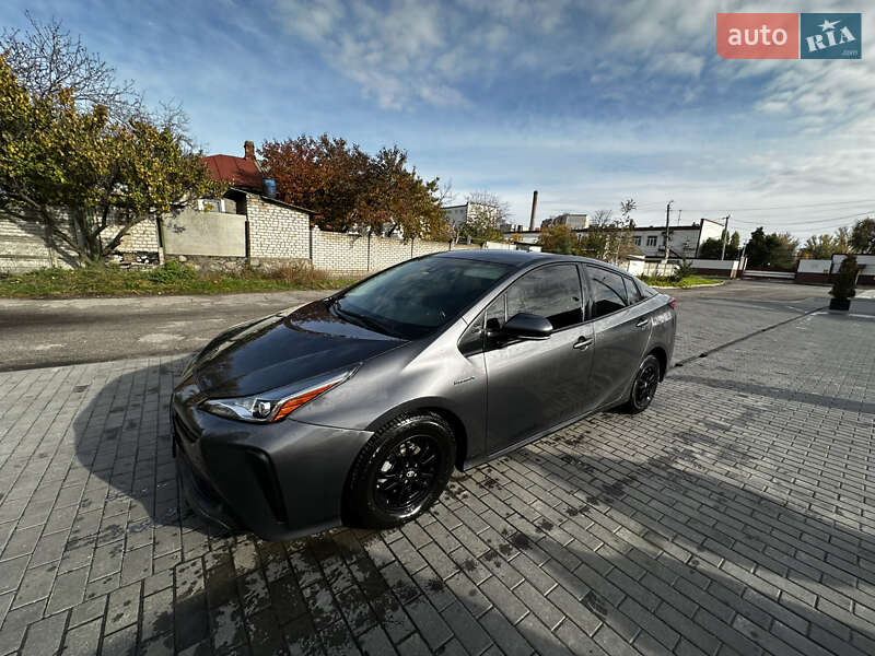 Хэтчбек Toyota Prius 2022 в Кременчуге
