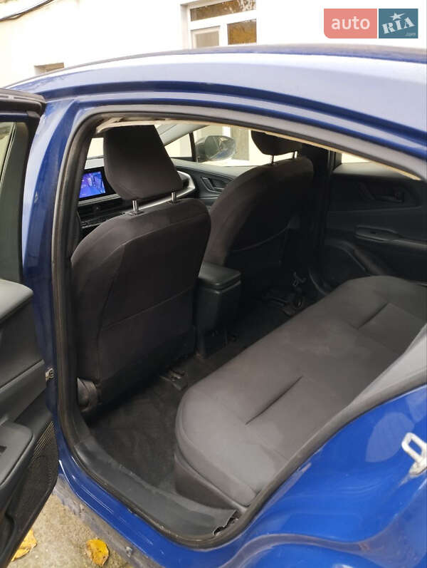 Хэтчбек Toyota Prius 2023 в Одессе