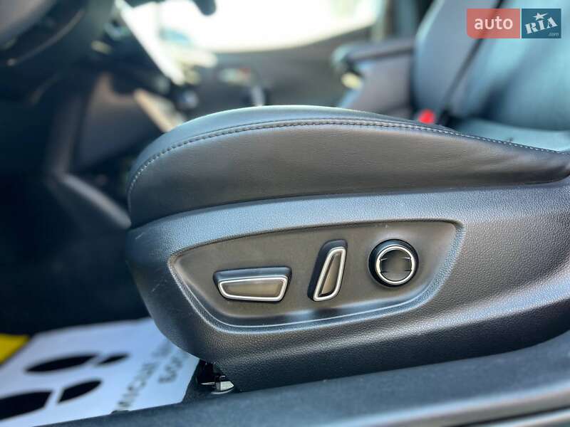 Хэтчбек Toyota Prius 2018 в Ивано-Франковске фото 13 Хэтчбек Toyota Prius 2018 в Ивано-Франковске