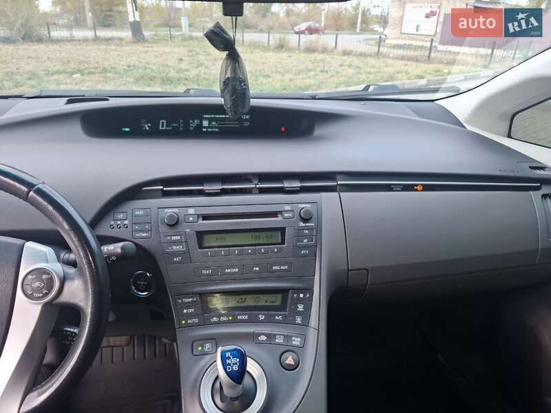 Хетчбек Toyota Prius 2010 в Запоріжжі