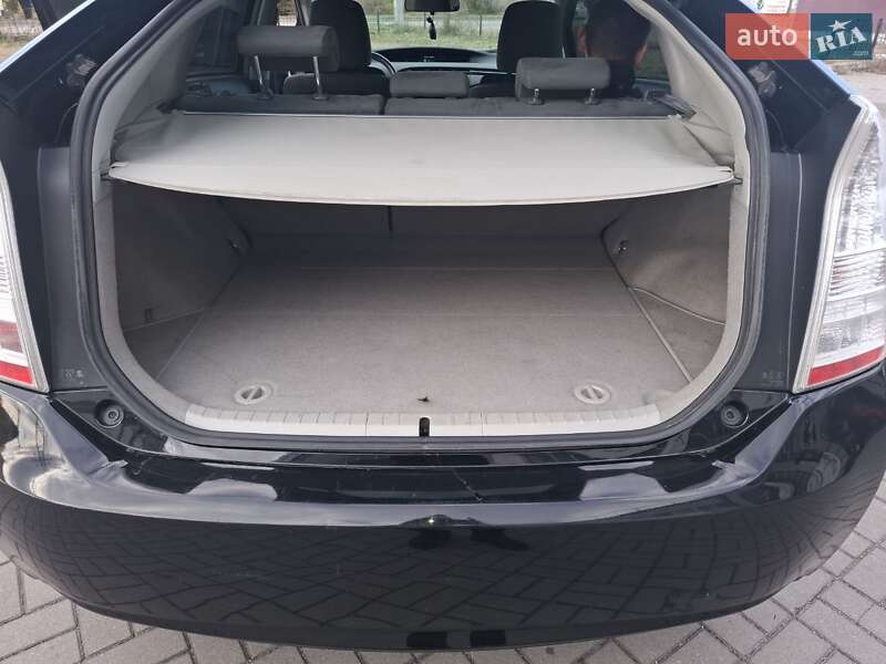 Хетчбек Toyota Prius 2010 в Запоріжжі
