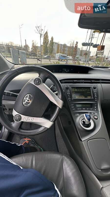 Хэтчбек Toyota Prius 2010 в Киеве фото 17 Хэтчбек Toyota Prius 2010 в Киеве