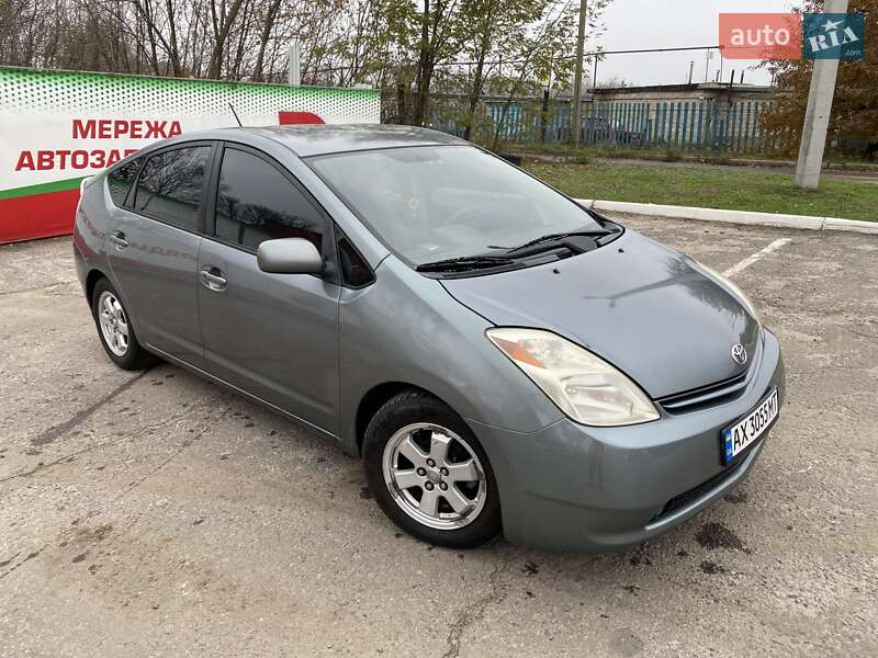 Хэтчбек Toyota Prius 2005 в Харькове
