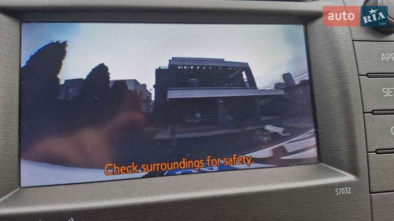 Хетчбек Toyota Prius 2014 в Києві