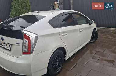 Хетчбек Toyota Prius 2014 в Києві