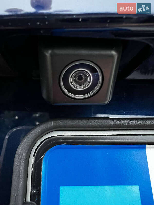 Хетчбек Toyota Prius 2013 в Києві