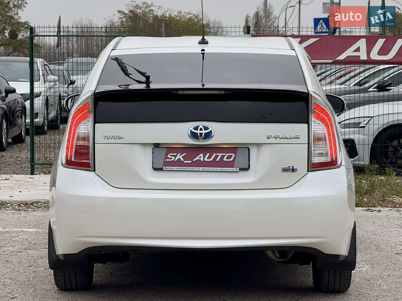 Хэтчбек Toyota Prius 2012 в Киеве