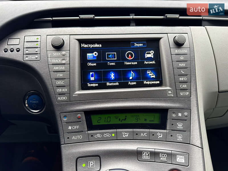 Хэтчбек Toyota Prius 2012 в Киеве