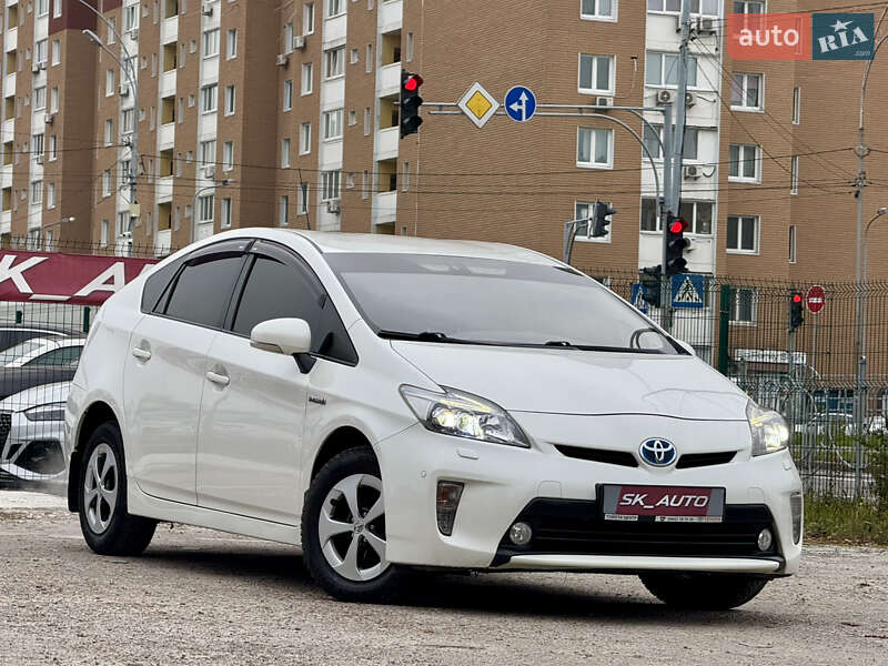 Хэтчбек Toyota Prius 2012 в Киеве