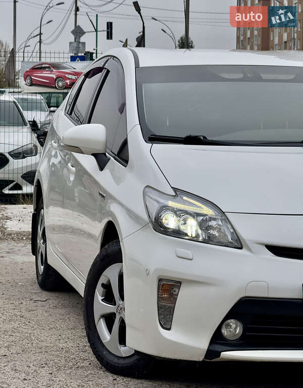 Хэтчбек Toyota Prius 2012 в Киеве