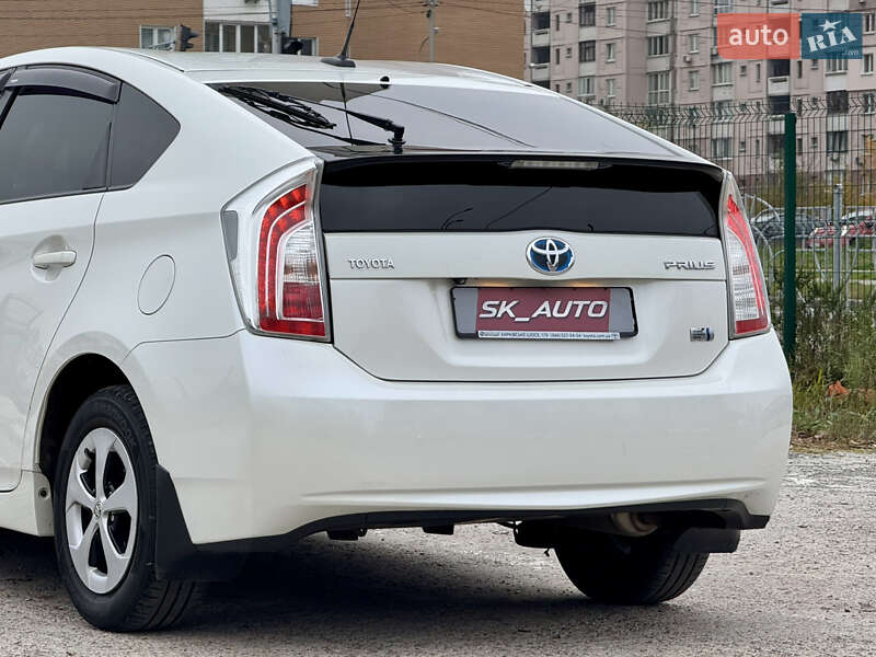 Хэтчбек Toyota Prius 2012 в Киеве