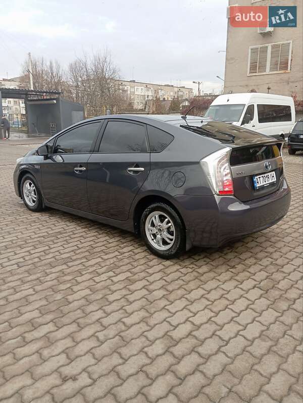 Хетчбек Toyota Prius 2012 в Калуші