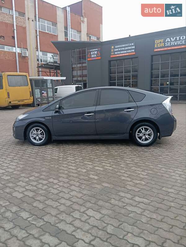 Хетчбек Toyota Prius 2012 в Калуші