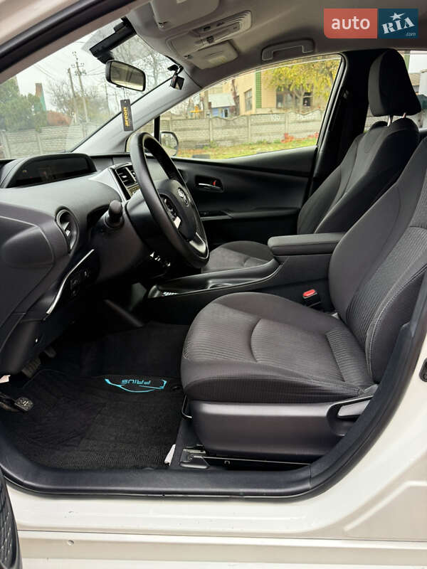Хэтчбек Toyota Prius 2017 в Одессе фото 53 Хэтчбек Toyota Prius 2017 в Одессе
