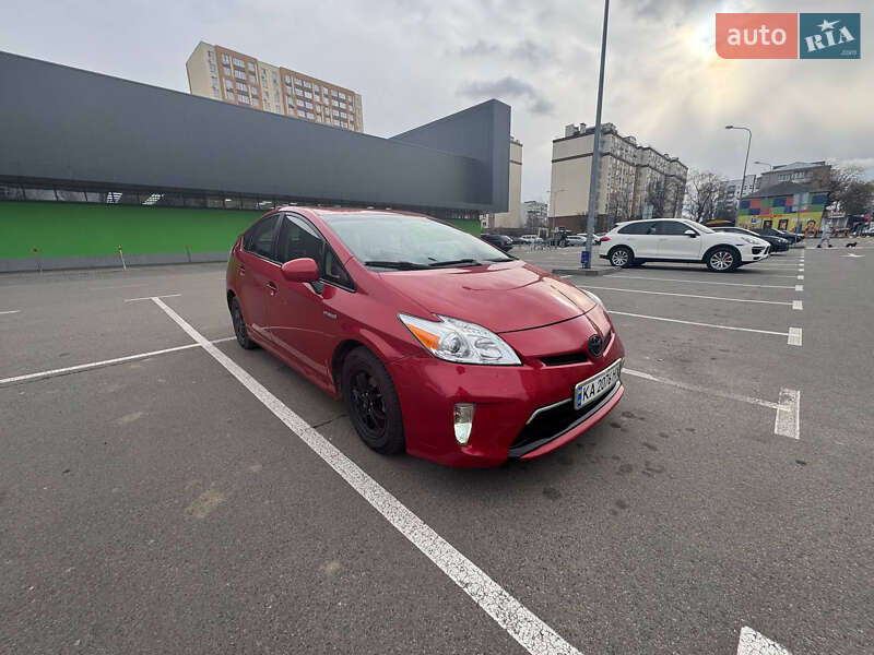 Хэтчбек Toyota Prius 2014 в Киеве фото 8 Хэтчбек Toyota Prius 2014 в Киеве