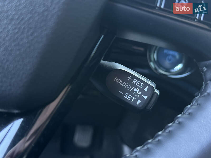 Хетчбек Toyota Prius 2022 в Одесі