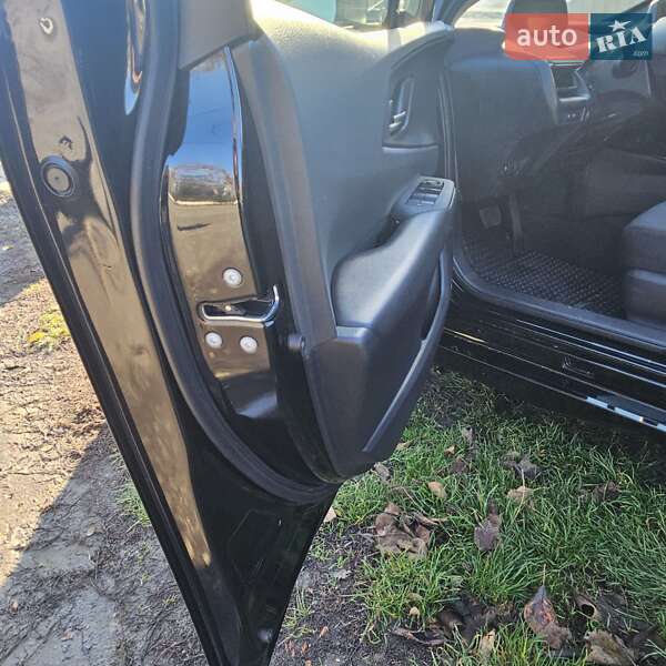 Хэтчбек Toyota Prius 2024 в Одессе фото 11 Хэтчбек Toyota Prius 2024 в Одессе