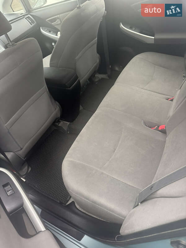 Хэтчбек Toyota Prius 2012 в Киеве