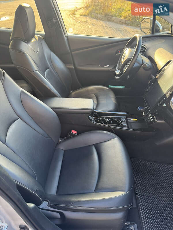 Хэтчбек Toyota Prius 2021 в Житомире фото 12 Хэтчбек Toyota Prius 2021 в Житомире