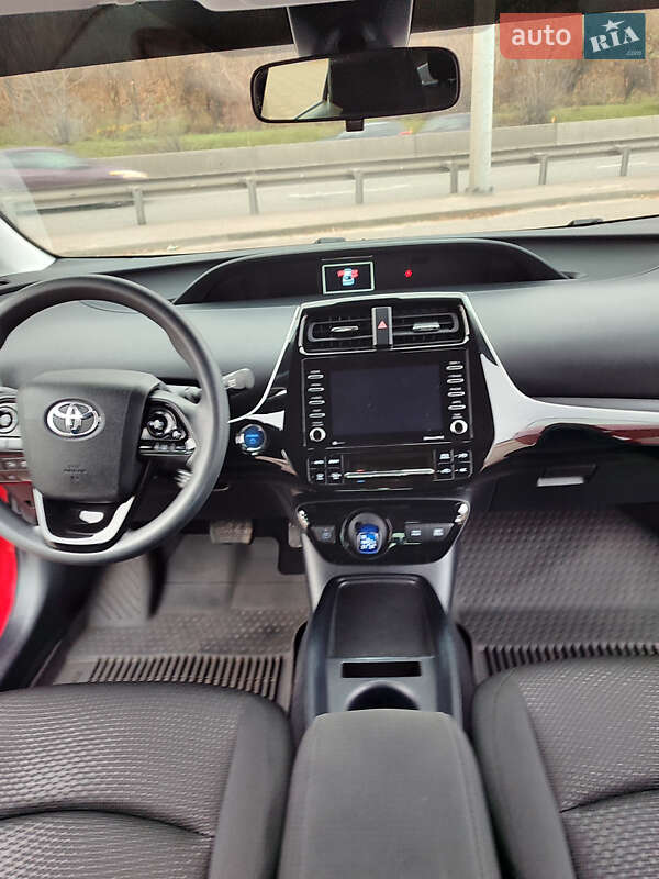 Хэтчбек Toyota Prius 2021 в Киеве фото 10 Хэтчбек Toyota Prius 2021 в Киеве