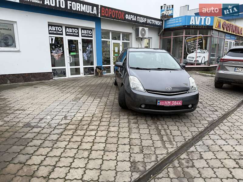 Хэтчбек Toyota Prius 2007 в Луцке