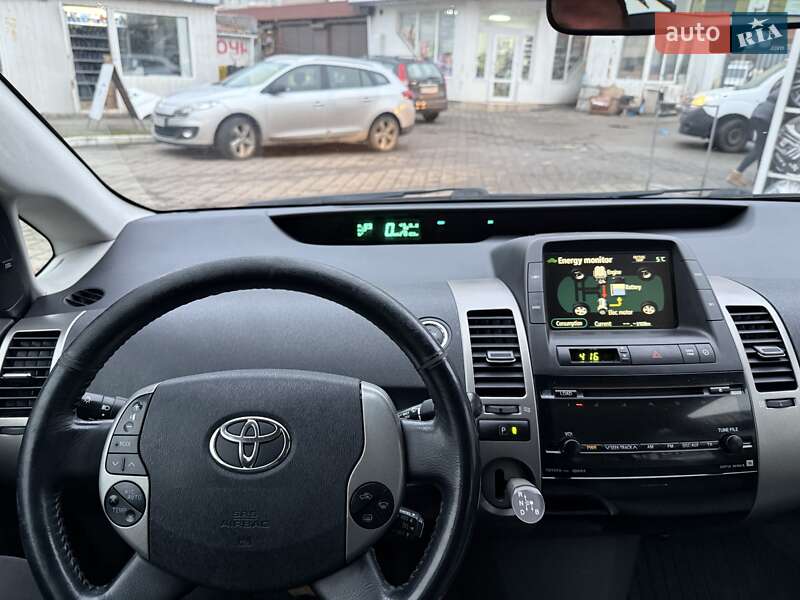 Хэтчбек Toyota Prius 2007 в Луцке