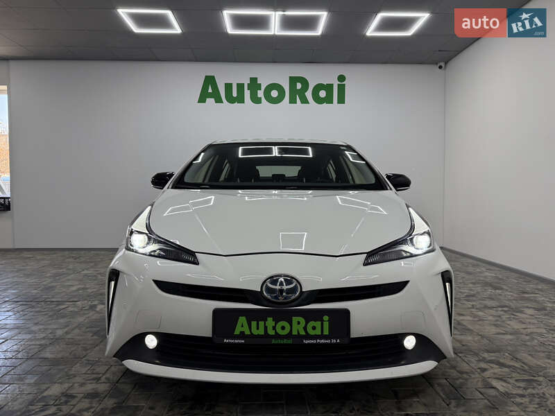 Toyota Prius 2021
