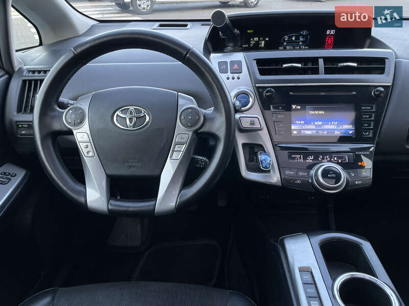 Хэтчбек Toyota Prius 2015 в Одессе